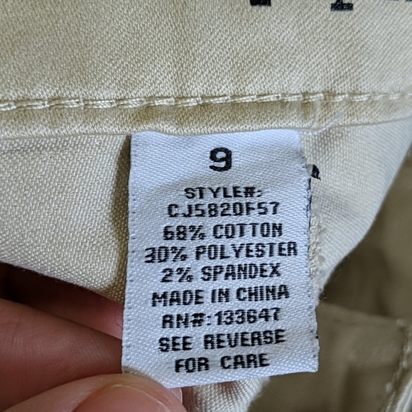 Celebrity Pink Skinny Pants in Cream - Picture 3 of 4